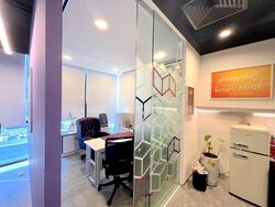 Woods Square (D25), Office #469275691